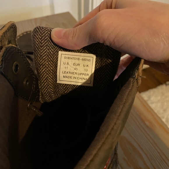 Men’s Levi’s Leather Brown Boots Size 11 - Picture 6 of 8